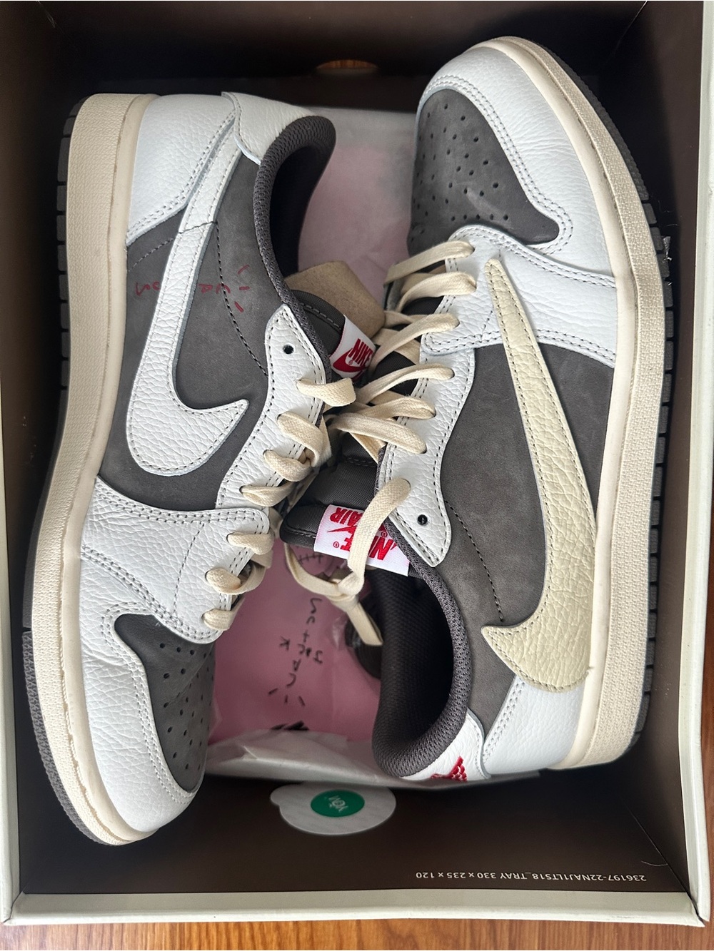 Travis Scott x Jordan 1 Low OG "Reverse Mocha" Men's Size US 9.5